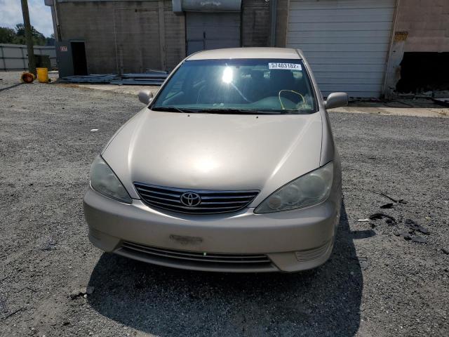 Photo 9 from auction – 2005 TOYOTA CAMRY LE with VIN 4T1BE32K95U010046
