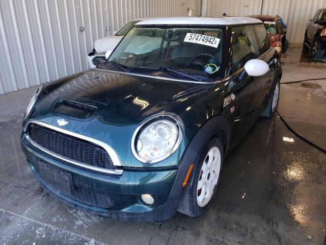 Foto 2 de la subasta – 2010 MINI COOPER S con VIN WMWMF7C54ATX44049