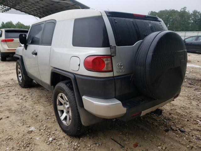 Photo 3 from auction – 2007 TOYOTA FJ CRUISER with VIN JTEZU11F270004366