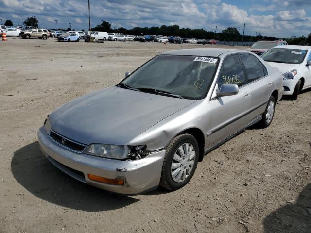 Photo 2 from auction – 1996 HONDA ACCORD with VIN 1HGCD5632TA230901
