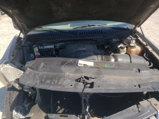 Photo 7 from auction – 2004 FORD EXPEDITION with VIN 1FMPU15L44LB72141