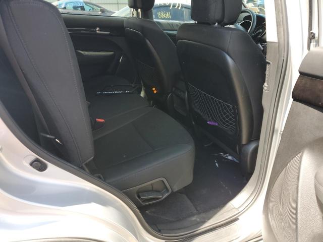 Photo 6 from auction – 2015 KIA SORENTO LX with VIN 5XYKT3A62FG596672