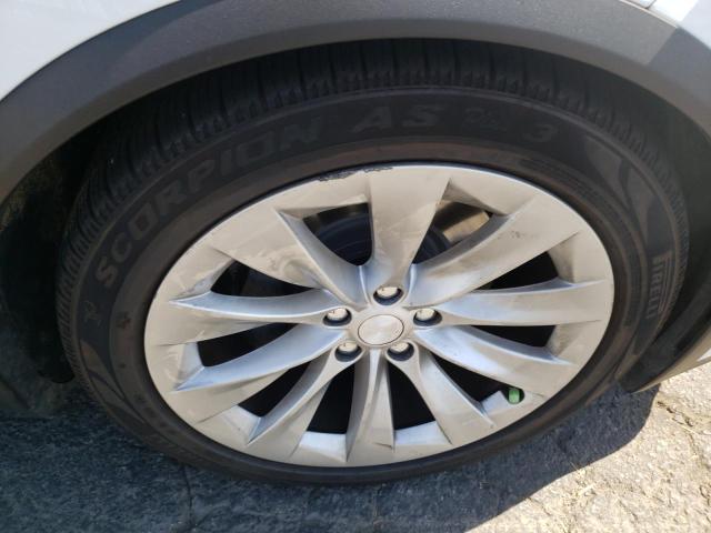 Photo 9 from auction – 2016 TESLA MODEL X with VIN 5YJXCAE21GF008643