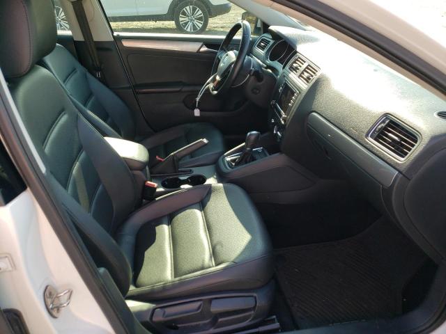 Photo 5 from auction – 2017 VOLKSWAGEN JETTA SE with VIN 3VWDB7AJ4HM332038