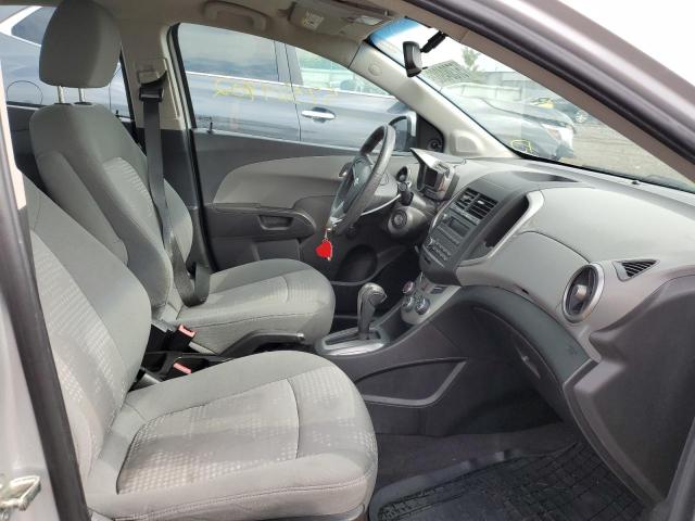 Photo 5 from auction – 2014 CHEVROLET SONIC LS with VIN 1G1JA5SH5E4155315