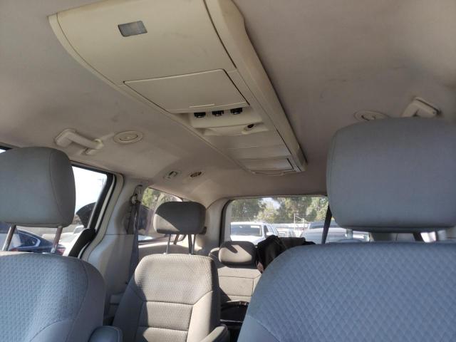 Photo 9 from auction – 2010 CHRYSLER TOWN & COU with VIN 2A4RR5D14AR228940