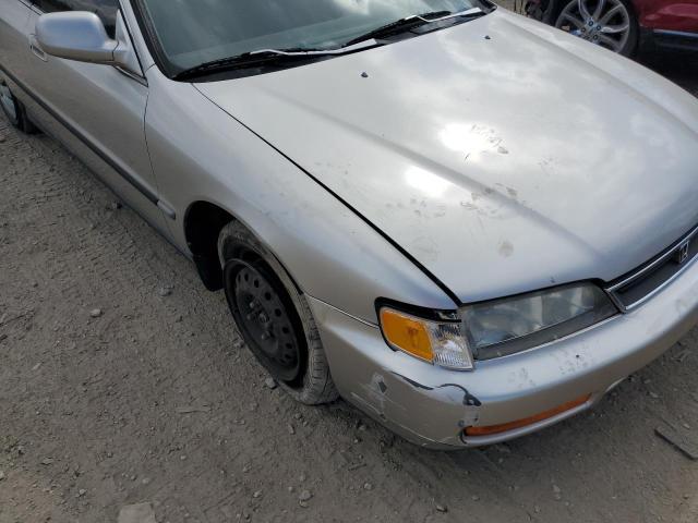 Photo 9 from auction – 1996 HONDA ACCORD with VIN 1HGCD5632TA230901