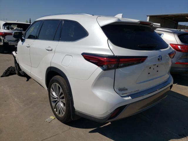 Photo 3 from auction – 2022 TOYOTA HIGHLANDER with VIN 5TDEBRCH6NS072086