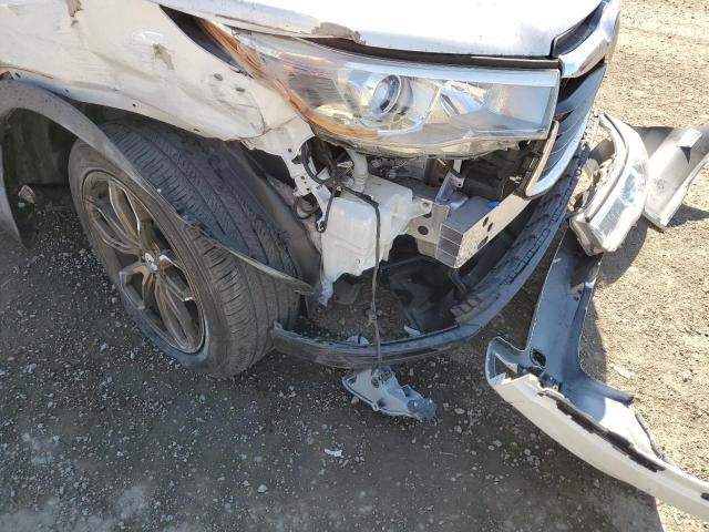 Photo 9 from auction – 2015 TOYOTA HIGHLANDER with VIN 5TDDCRFH0FS013413