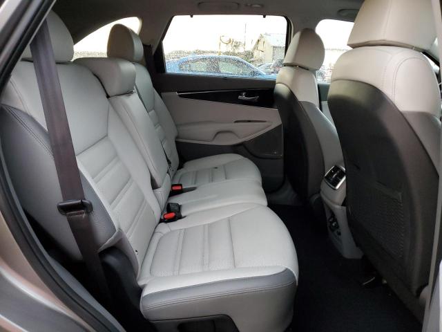Photo 6 from auction – 2018 KIA SORENTO SX with VIN 5XYPKDA59JG381045