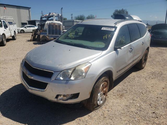 Photo 2 from auction – 2010 CHEVROLET TRAVERSE L with VIN 1GNLREED2AS112257