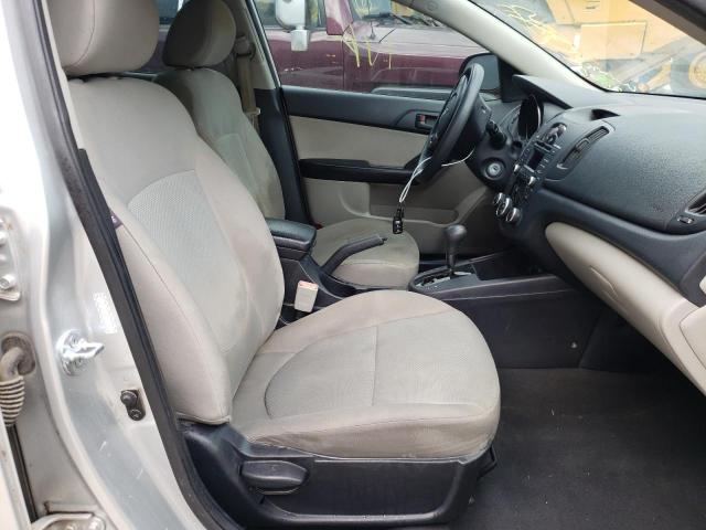 Photo 5 from auction – 2010 KIA FORTE EX with VIN KNAFU4A25A5817553