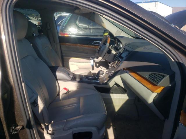 Photo 5 from auction – 2011 LINCOLN MKT with VIN 2LMHJ5FR7BBJ51289