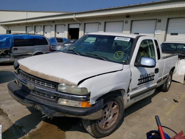 Photo 2 from auction – 2002 CHEVROLET SILVERADO with VIN 2GCEC19T721319936