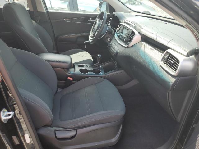 Photo 5 from auction – 2017 KIA SORENTO LX with VIN 5XYPGDA58HG197677
