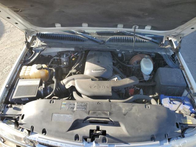 Photo 7 from auction – 2003 CHEVROLET SUBURBAN K with VIN 3GNFK16Z03G232914