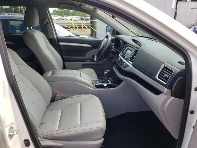 Photo 5 from auction – 2015 TOYOTA HIGHLANDER with VIN 5TDBKRFHXFS106241