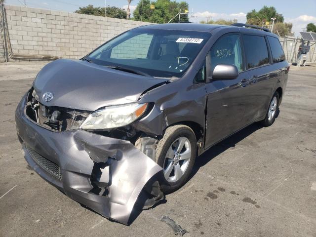 Photo 2 from auction – 2016 TOYOTA SIENNA LE with VIN 5TDKK3DC3GS755515