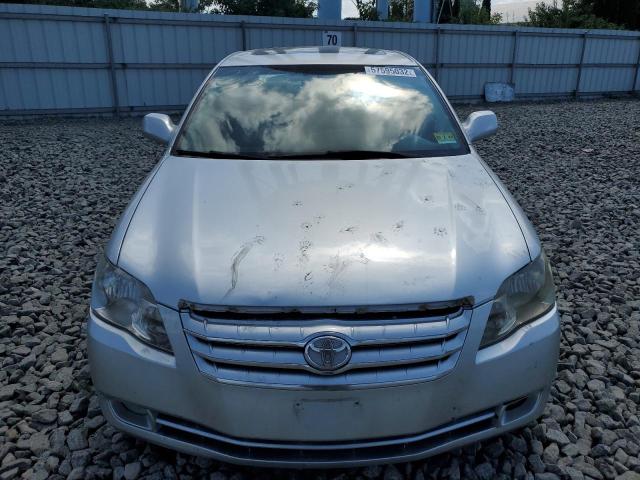 Photo 7 from auction – 2005 TOYOTA AVALON XL with VIN 4T1BK36B65U057635