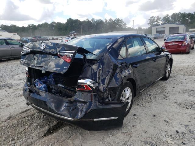 Photo 4 from auction – 2018 VOLKSWAGEN PASSAT S with VIN 1VWAA7A33JC006407