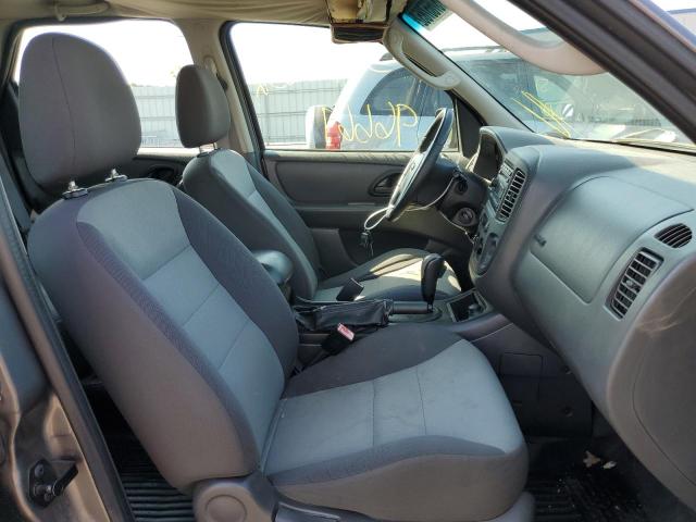 Photo 5 from auction – 2005 FORD ESCAPE XLS with VIN 1FMYU02Z05KD99440