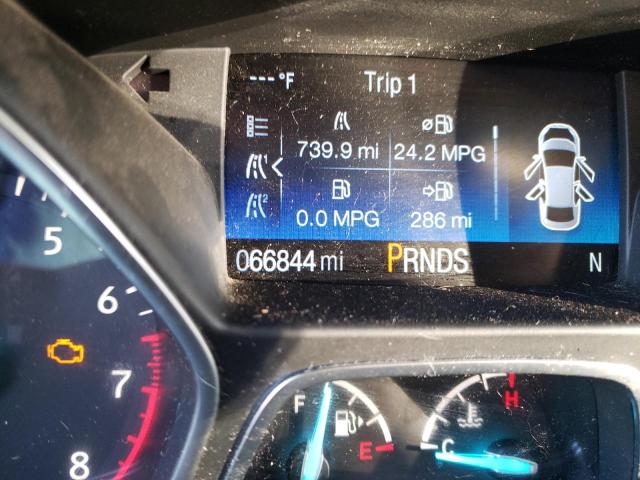 Photo 8 from auction – 2017 FORD ESCAPE SE with VIN 1FMCU0GD8HUD38563