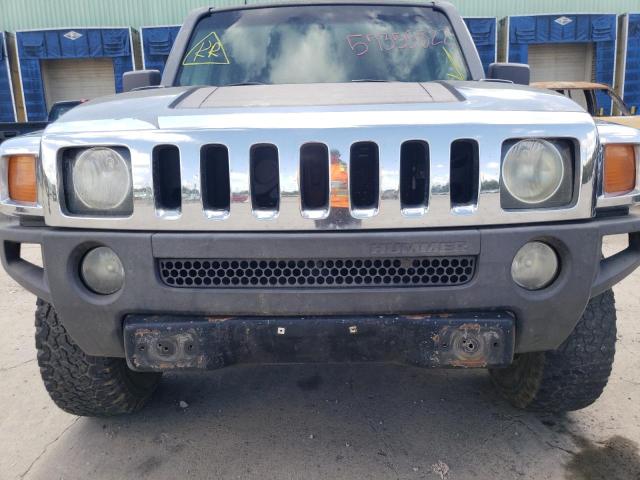 Photo 9 from auction – 2006 HUMMER H3 with VIN 5GTDN136368137400