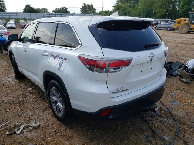 Photo 3 from auction – 2015 TOYOTA HIGHLANDER with VIN 5TDBKRFHXFS106241