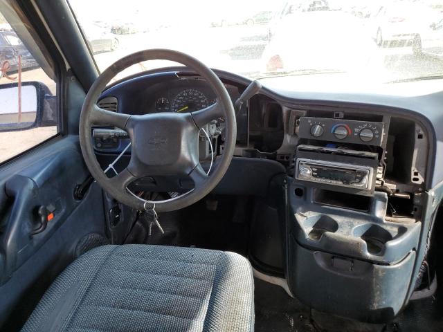 Photo 9 from auction – 1999 CHEVROLET ASTRO with VIN 1GCDM19WXXB186826