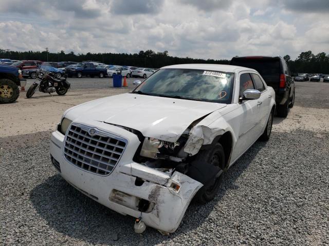 Photo 9 from auction – 2010 CHRYSLER 300 TOURIN with VIN 2C3CA5CV8AH301972