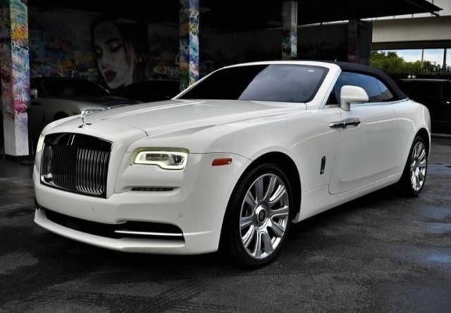 Photo 2 from auction – 2017 ROLLS-ROYCE DAWN with VIN SCA666D51HU107152