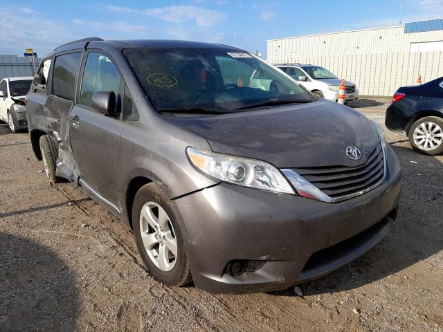 TOYOTA SIENNA LE 2017 with VIN 5TDKZ3DC7HS828673 - Photo from auction
