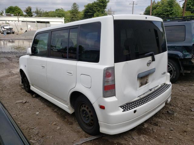 Photo 3 from auction – 2004 TOYOTA SCION XB with VIN JTLKT324740156919