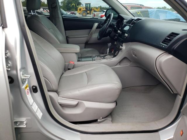 Photo 5 from auction – 2010 TOYOTA HIGHLANDER with VIN 5TDEK3EH3AS001576