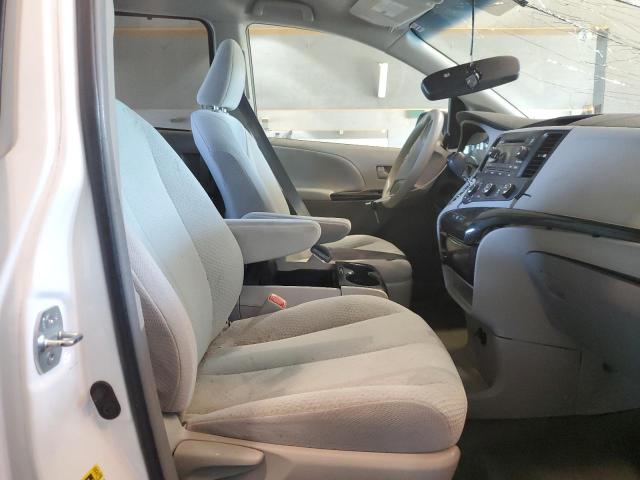 Photo 5 from auction – 2011 TOYOTA SIENNA LE with VIN 5TDKK3DC3BS156722