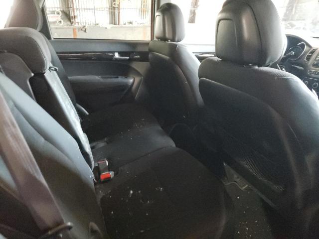 Photo 6 from auction – 2015 KIA SORENTO LX with VIN 5XYKTCA67FG650273