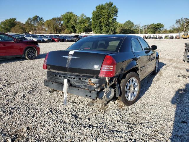 Photo 9 from auction – 2005 CHRYSLER 300C with VIN 2C3JA63H15H111704