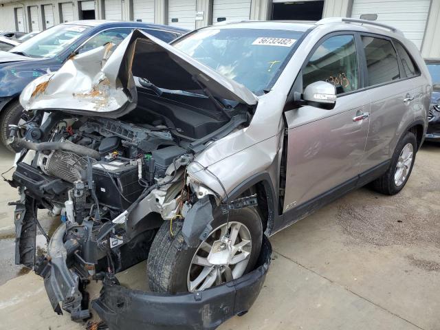 Photo 2 from auction – 2014 KIA SORENTO LX with VIN 5XYKTCA61EG501971