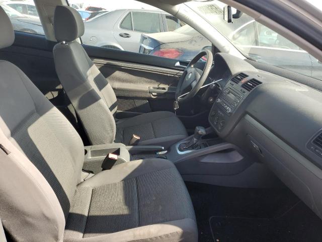 Photo 5 from auction – 2006 VOLKSWAGEN RABBIT with VIN WVWBS71K16W176640