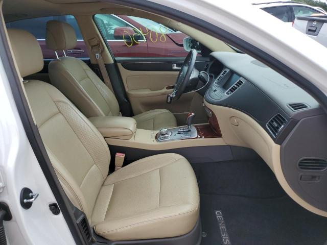 Photo 5 from auction – 2012 HYUNDAI GENESIS 3. with VIN KMHGC4DD9CU204203