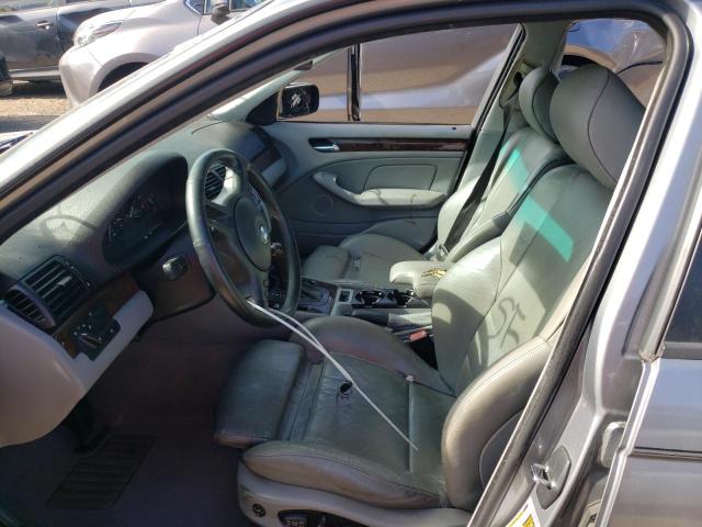 Photo 5 from auction – 2005 BMW 325 I with VIN WBAEV33415KW20761