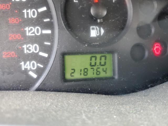 Photo 8 from auction – 2005 FORD FOCUS ZX4 with VIN 1FAFP34N85W228724