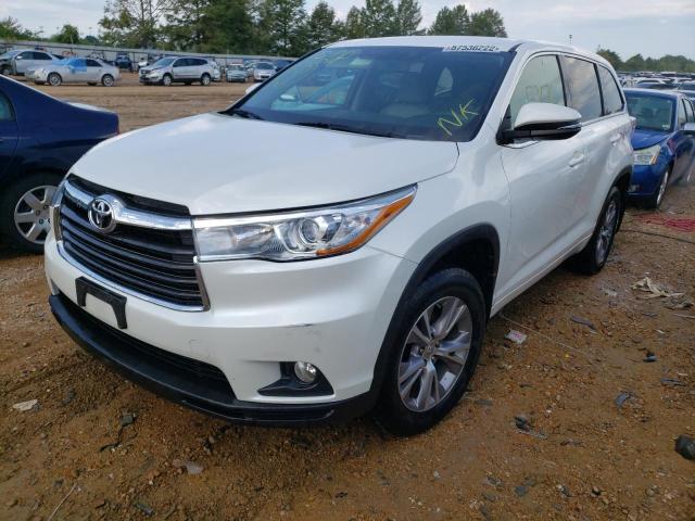 Photo 2 from auction – 2015 TOYOTA HIGHLANDER with VIN 5TDBKRFHXFS106241