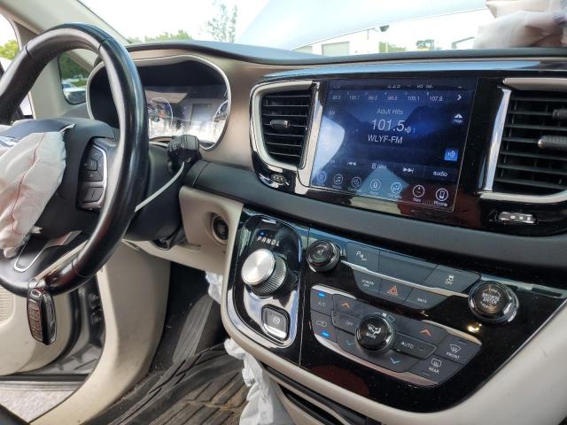 Photo 9 from auction – 2017 CHRYSLER PACIFICA T with VIN 2C4RC1BG3HR530155