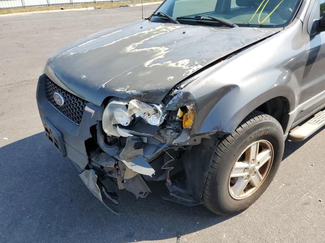 Photo 9 from auction – 2005 FORD ESCAPE XLS with VIN 1FMYU02Z05KD99440