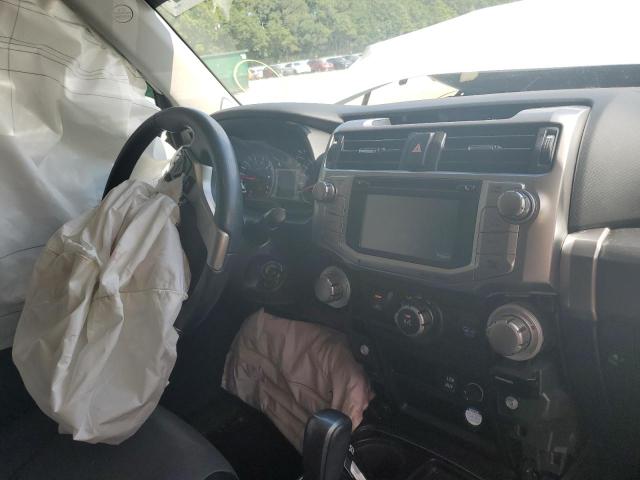 Photo 9 from auction – 2018 TOYOTA 4RUNNER SR with VIN JTEZU5JR5J5171901