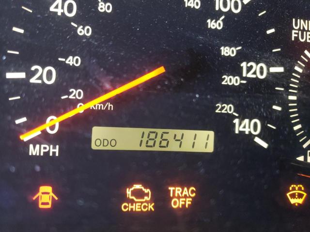 Photo 8 from auction – 2000 LEXUS ES 300 with VIN JT8BF28G2Y5101476