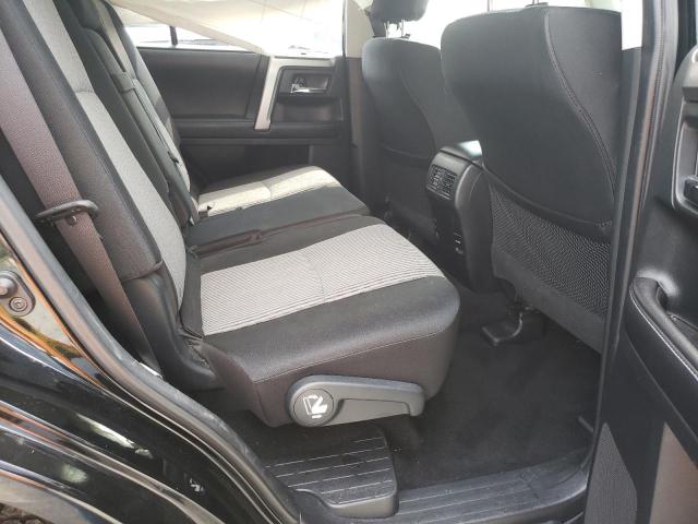 Photo 6 from auction – 2017 TOYOTA 4RUNNER SR with VIN JTEBU5JRXH5438137