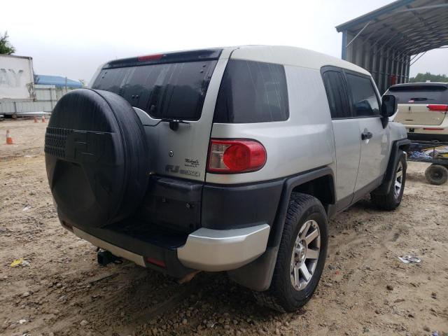 Photo 4 from auction – 2007 TOYOTA FJ CRUISER with VIN JTEZU11F270004366