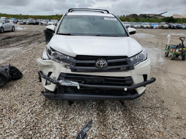 Photo 9 from auction – 2017 TOYOTA HIGHLANDER with VIN 5TDJZRFH2HS404423